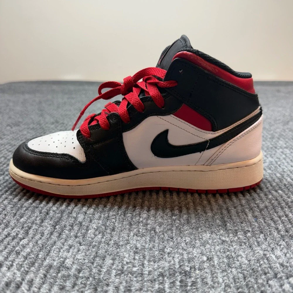 Nike Jordan 1 Mid White Black Red Sneakers Youth 6Y Retro High Top Basketball